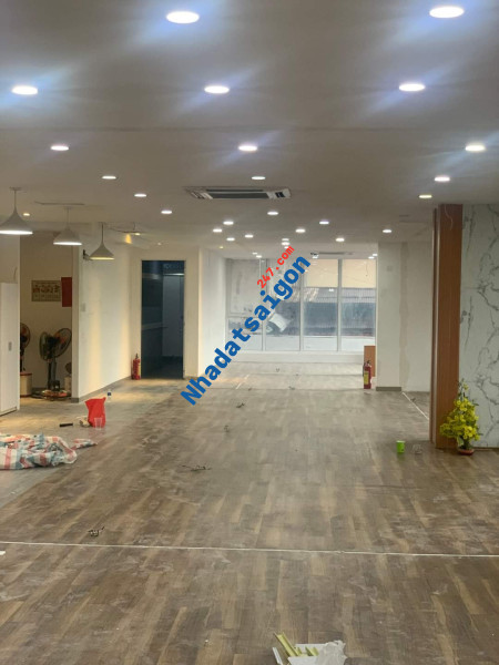 Cho thuê nhà mặt tiền Nguyễn văn đậu,188m2, ngang 7m chỉ 44 triệu