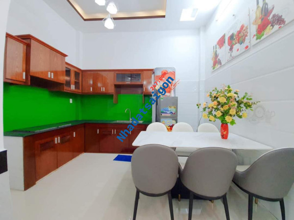 Bán nhà 1/ HXH Phạm Văn Chiêu, 4x13m, 2 tầng BTCT với 3 PN chỉ 4.5 tỷ TL