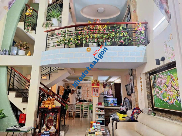 Bán nhà 1/ HXH Phạm Văn Chiêu, 4x13m, 2 tầng BTCT với 3 PN chỉ 4.5 tỷ TL