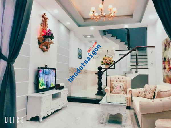 Nhà Quang Trung đối diện chợ Hạnh Thông Tây 52m2 hẻm xe hơi thông, chỉ 4,X tỷ