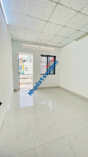 Nhà Quang Trung đối diện chợ Hạnh Thông Tây 52m2 hẻm xe hơi thông, chỉ 4,X tỷ