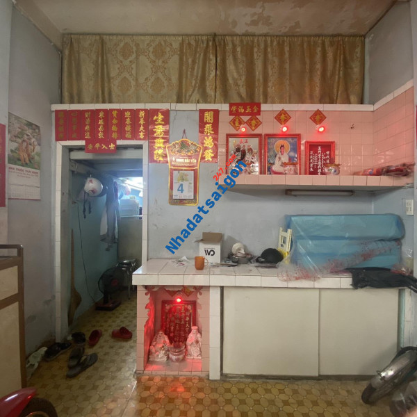 NHÀ ĐẸP - GIÁ TỐT - Cần Bán Căn Nhà Vị Trí Đẹp Tại Quận 10 - HCM