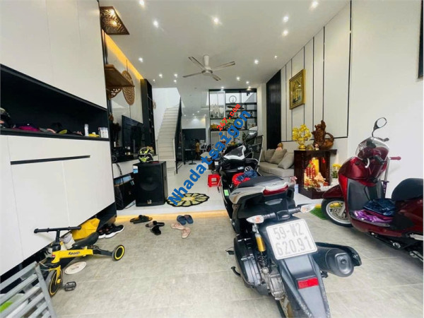 Nhà Ngộp Nguyễn Oanh, Gò Vấp – 65m2, 3 tầng, thiết kế hiện đại, 5.05 tỷ