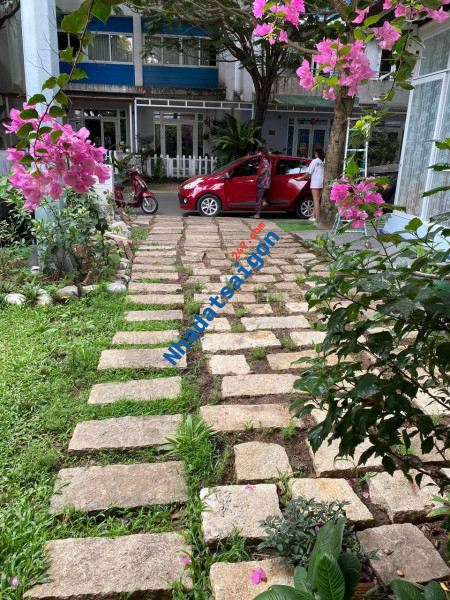 SHARE 1/2 MẶT BẰNG TRÊN LẦU 2 TẠI ĐƯỜNG HỒ THỊ KỶ, GẦN NGAY KHU PHỐ ẨM THỰC VÀ CHỢ HOA HỒ THỊ KỶ