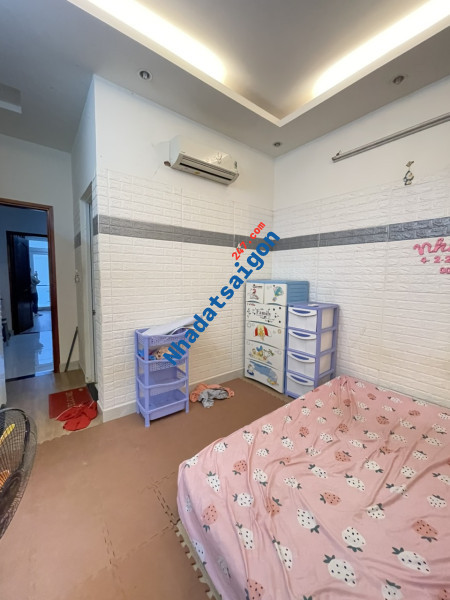 Bán Nhà Chính Chủ Nguyễn Thái Sơn 82m2, Chốt 4 tỷ, Hẻm Xe Tải Gò Vấp