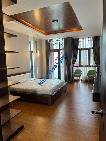 BÁN NHÀ SIÊU PHẨM -TOÀ CHDV DÒNG TIỀN 200 TRIỆU/ THÁNG- MẶT TIỀN ĐƯỜNG NGAY CHỢ AN NHƠN- KINH