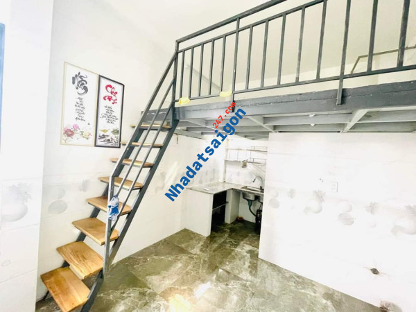 Chủ cần chuyển nhượng nhà trệt lầu- 36 P.CHDV. P Linh Đông - thu 120 triệu