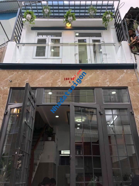 THÔNG BÁO TUYỂN SINH KHOÁ HỌC BƠI Mọi lứa tuổi khu vực quận 9, quận 2, quận7, quận 10, quận tân