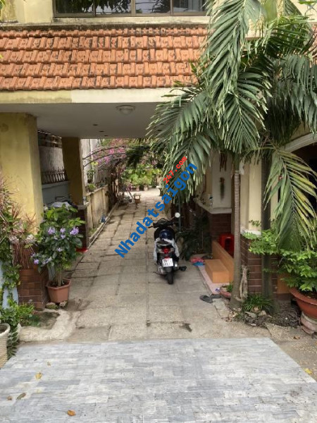 NHÀ MẶT TIỀN DIỆN TÍCH KHỦNG BÌNH THUẬN QUẬN 7 500M2 NHÀ 2 TẦNG VÀ SÂN VƯỜN TUYỆT ĐỈNH