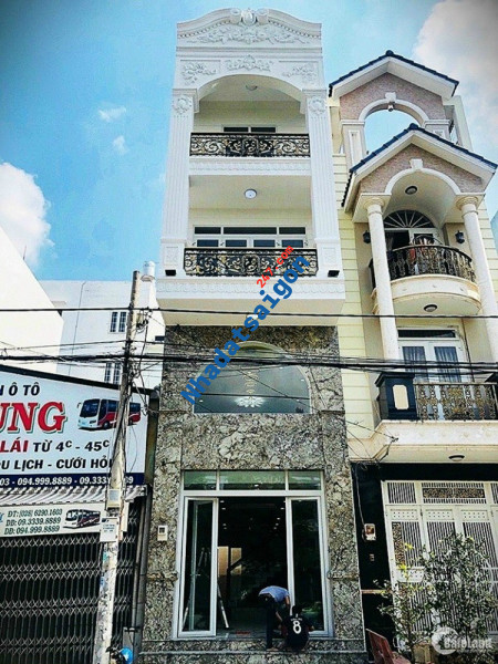 Chính chủ bán nhà mặt tiền 10T3 phường 10 quận 6 miễn trung gian