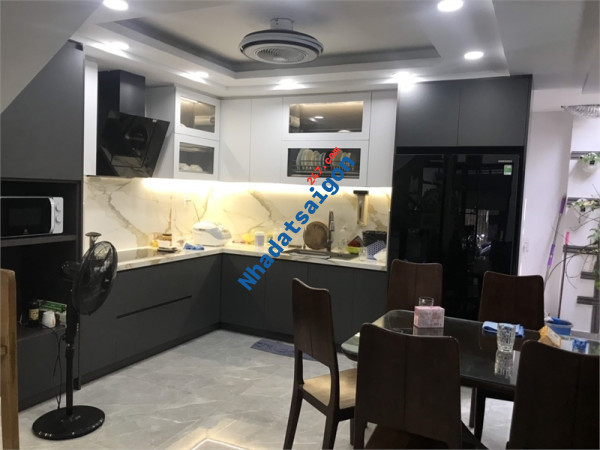 Bán nhà Tân Hương, Tân Quý, Tân Phú – Hẻm 10m, 91m2, 3 tầng, 9 tỷ