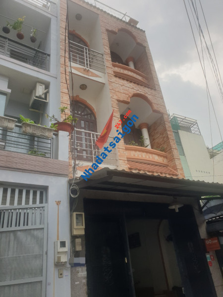 Bán nhà 4 tấm HXH Ngay chợ, P. Tân Sơn Nhì Q.Tân Phú giá tốt