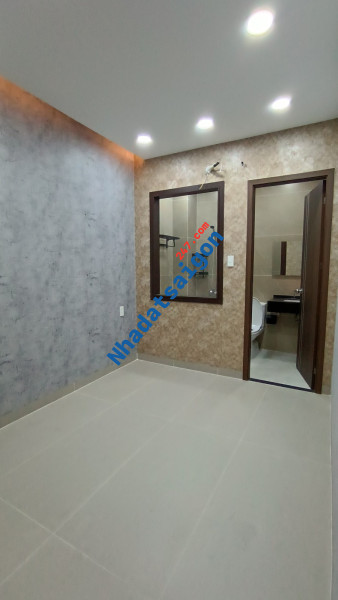 MẶT TIỀN NGUYỄN SƠN - 632M2 - 2 TẦNG - NGANG 22M - DÒNG TIỀN 90TR/THÁNG