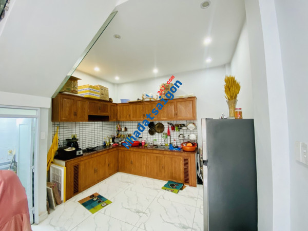 MẶT TIỀN NGUYỄN SƠN - 632M2 - 2 TẦNG - NGANG 22M - DÒNG TIỀN 90TR/THÁNG