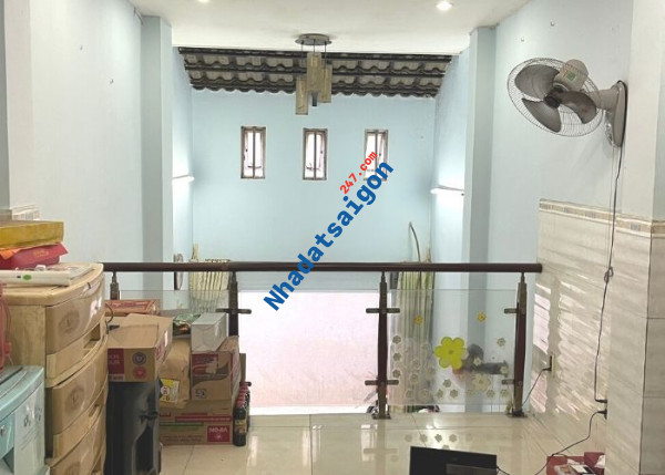 Nhà mới xây 4x10 gần nút giao Phạm Văn Bạch - Tân Sơn 3.29 tỷ