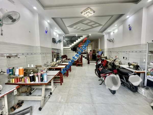 Bán Gấp Nhà 4 Tầng, Lũy Bán Bích, Tân Phú, Ngang Bề Thế 5m, Ô Tô Ngủ Trong Nhà.Ngộp Bank 7 Tỷ.