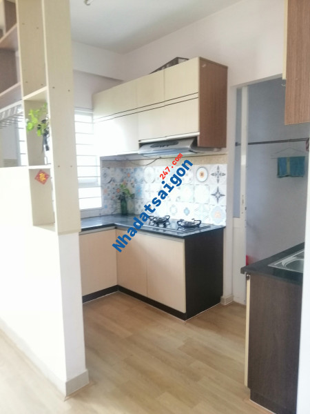 Mua nhà lớn cấn bán nhà nhỏ 1 pn Ehome3 LH : 0902399788