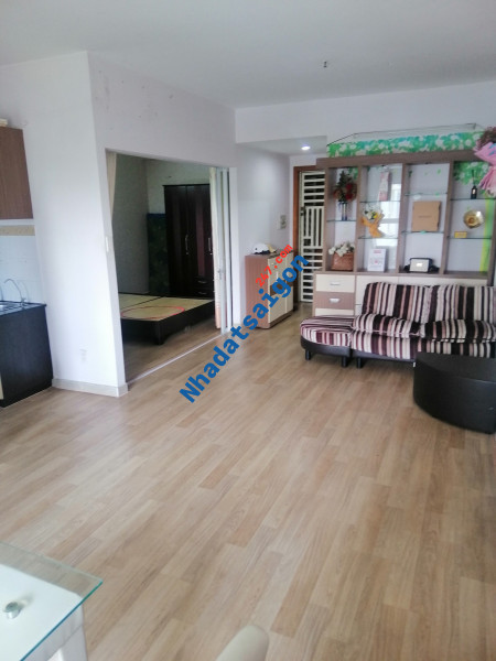Mua nhà lớn cấn bán nhà nhỏ 1 pn Ehome3 LH : 0902399788