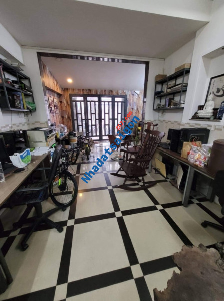 Bán Nhà đường Minh Phụng Quận 11,  90m2. 2 Tầng giá 8,5 Tỷ