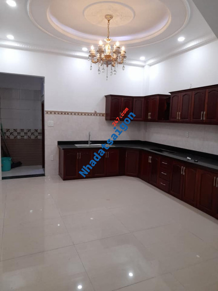 Mặt tiền đường ĐHT 06. liền kề KDC An Sương. 105m2 giá nhỉnh 5,9 tỷ