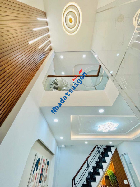 SIÊU HOT CHỈ 1 CĂN - PHƯỜNG 7, PHÚ NHUẬN, XE HƠI 7 CHỖ QUAY ĐẦU 5 TẤM 32M CHỈ 5.2 TỶ