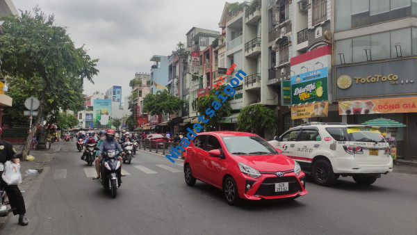 Bán Nhà Mặt Tiền Quận 5 - Giao đường Nguyễn Trãi - Trần Hưng Đạo - Chợ Xã Tây, 5 Tầng