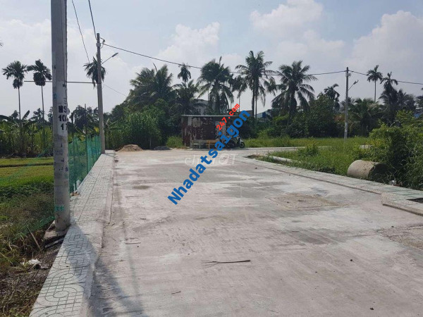 CHÍNH CHỦ Bán Gấp Đất Lô Góc 2 Mặt Tiền Vị Trí Đẹp Tại Quận 12