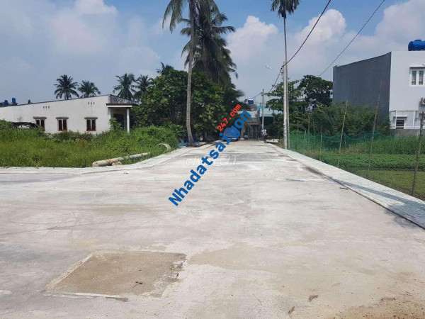 CHÍNH CHỦ Bán Gấp Đất Lô Góc 2 Mặt Tiền Vị Trí Đẹp Tại Quận 12