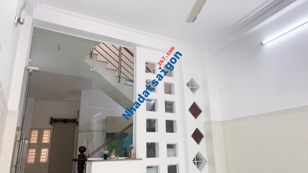 Bán Nhà Hẻm Lê Trọng Tấn Tân Phú, 60m2 x 4 Tầng, Hẻm Ô Tô, Gần Chợ, Siêu Thị, Trường Học, Chỉ 4 tỷ