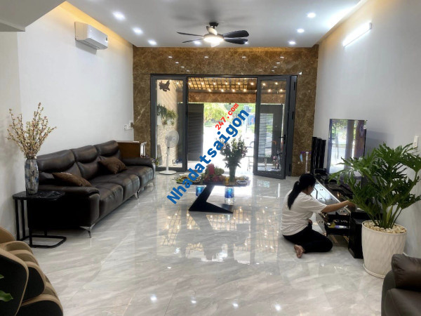 PHÒNG FULL NỘI THẤT CÓ BAN CÔNG TRUNG TÂM QUẬN 12
