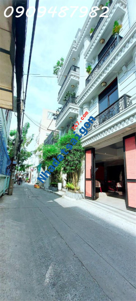Bán nhà 3 tầng, 66m², 3PN, 3WC, Linh Xuân, Thủ Đức - 5.6 tỷ