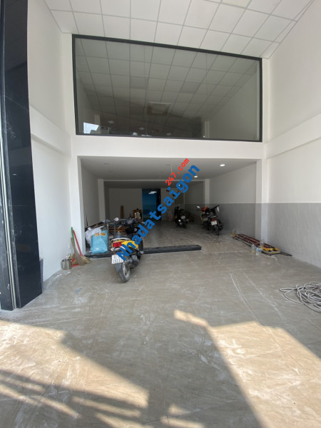 Cho thuê căn hộ 2PN Vinhomes Ba Son rộng rãi thoáng mát view trọn Q1