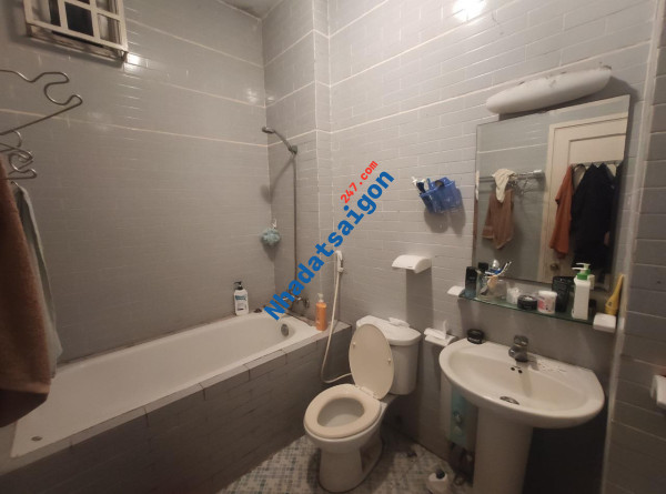 BÁN NHÀ HXH KHU BIỆT THỰ ĐOÀN THỊ ĐIỂM PHAN XÍCH LONG - ngang gần 5m - 4 TẦNG - CHỈ 6 TỶxxx