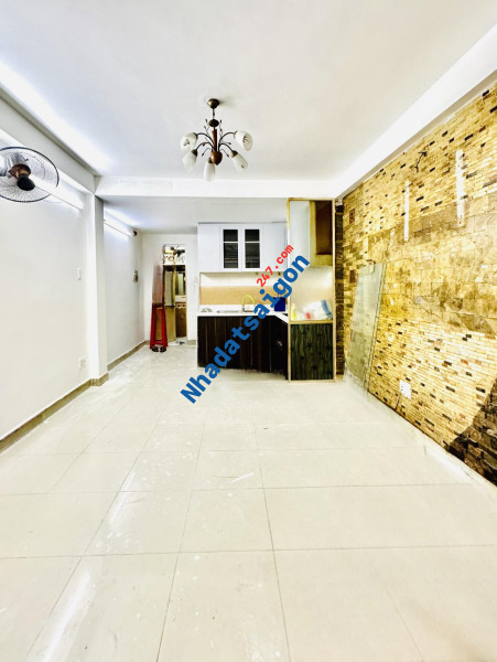 BÁN NHÀ HẺM Ô TÔ ĐƯỜNG 3/2 QUẬN 10 - 4 TẦNG BTCT - NỞ HẬU TÀI LỘC - CHỈ 5 TỶ xxx