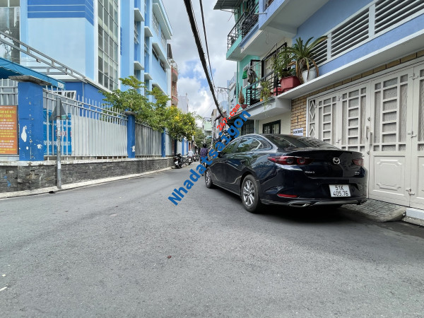 RẺ BẤT NGỜ - NHÀ HẺM XE HƠI TRÁNH PHẠM VĂN HAI TÂN BÌNH- 32M2 - NGANG LỚN 6.5m- 3 TẦNG - CHỈ 4 TỶ