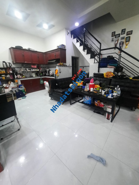 Bán nhà mặt tiền Thi Sách, P. Bến Nghé, Quận 1.