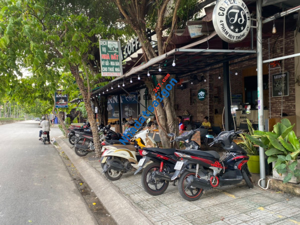 Cần bán đất xây dựng hẻm 2/ và nhà cấp 4 ngăn 7 phòng cho thuê và đang có khách thuê
