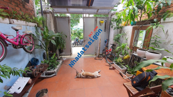BÁN NHÀ HẺM XE TẢI ĐƯỜNG 24 - LINH ĐÔNG - THỦ ĐỨC - 65M2 - 2 TẦNG - GIÁ 4.2 TỶ. TL