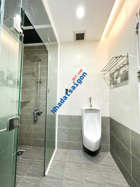 Bán nhà Lê Quang Định, Bình Thạnh, 44M2, lô góc, Hẻm 7 chỗ, 3 tầng, sổ A4, 6.5 tỷ