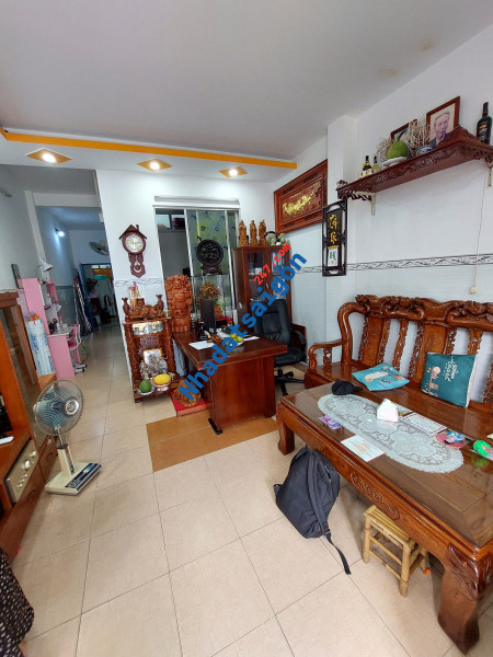 BÌNH TÂN - NGAY CHỢ - NỞ HẬU GẦN 5M - HXH THÔNG - 2 TẦNG DT 58M2 - GIÁP TÂN PHÚ - NGAY TÂN