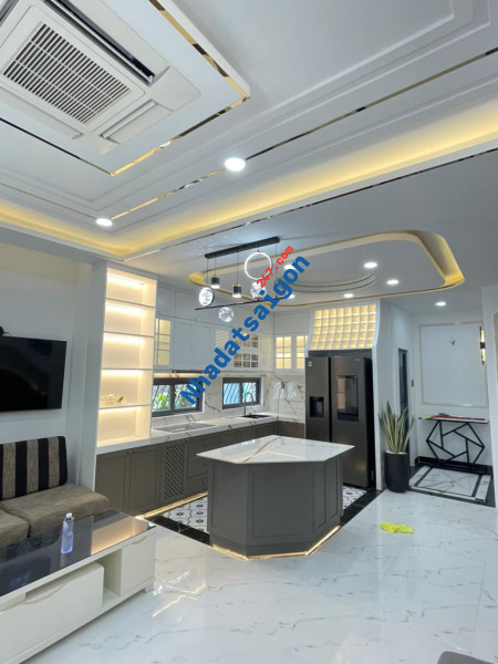 BÌNH TÂN - NGAY CHỢ - NỞ HẬU GẦN 5M - HXH THÔNG - 2 TẦNG DT 58M2 - GIÁP TÂN PHÚ - NGAY TÂN