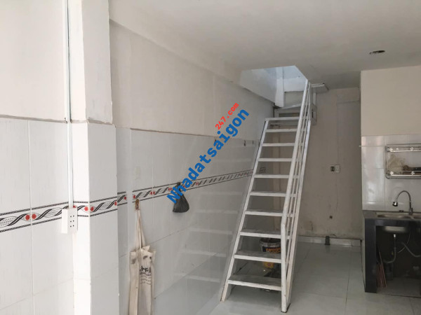 BÌNH TÂN - NGAY CHỢ - NỞ HẬU GẦN 5M - HXH THÔNG - 2 TẦNG DT 58M2 - GIÁP TÂN PHÚ - NGAY TÂN