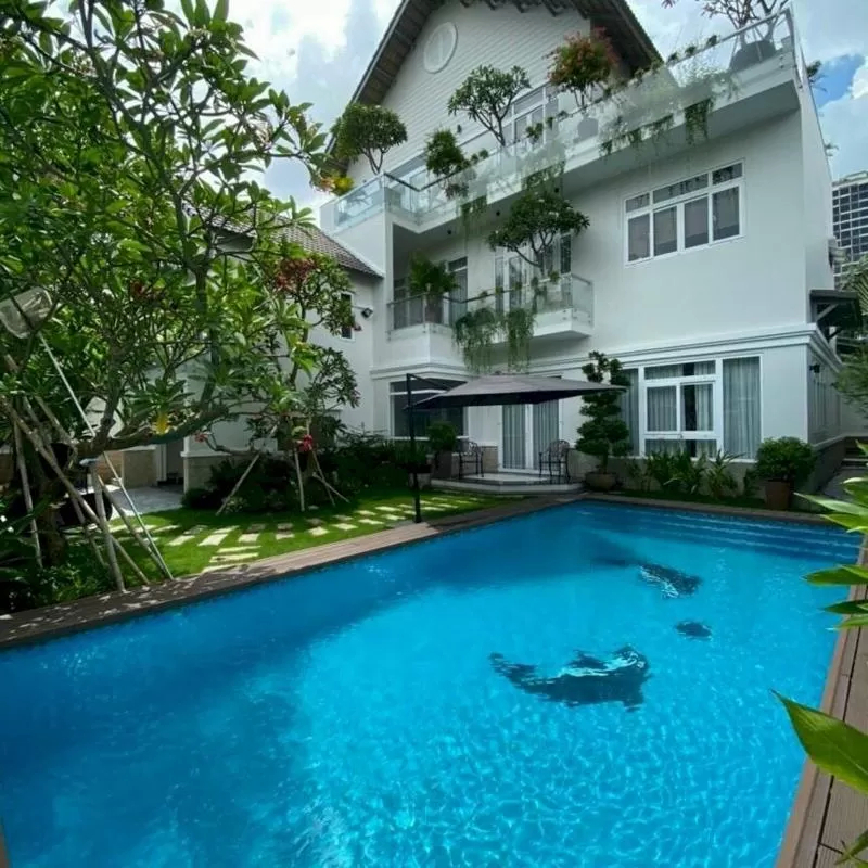 Bán Biệt Thự Hồ Bơi, Sân Vườn Trung Tâm Quận 3. DT 391m2, 3 Tầng, Giá chỉ 60 Tỷ