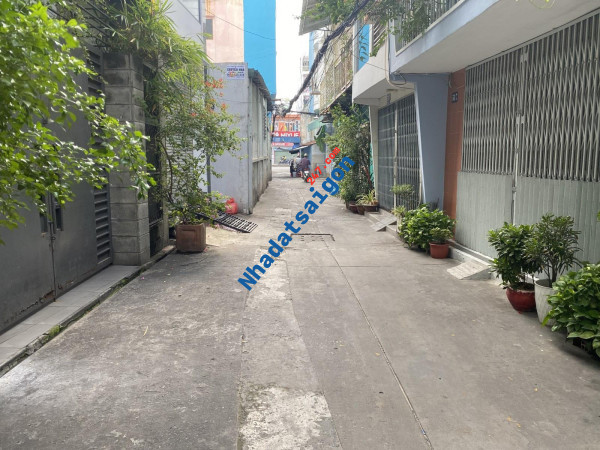 GIÁP QUẬN 1 HXH NGUYỄN VĂN CỪ, VỊ TRÍ ĐỈNH- KHU HIẾM NHÀ BÁN - GẦN MT- 4TẦNG BTCT, NHỈNH 5TỶ