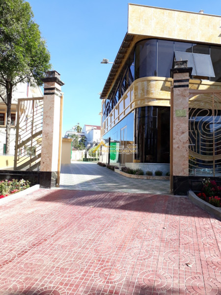 Nhà cho thuê mặt tiền hùng vương - 1000 m² -2 tầng - mặt tiền 18 mét