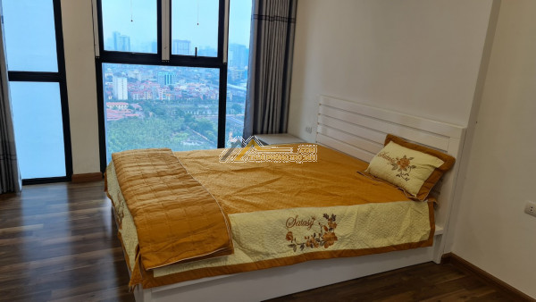 zsinua cho thuê vào ở luôn cccc full nội thất 3 pn ở ngay tại goldmark city tòa s1
