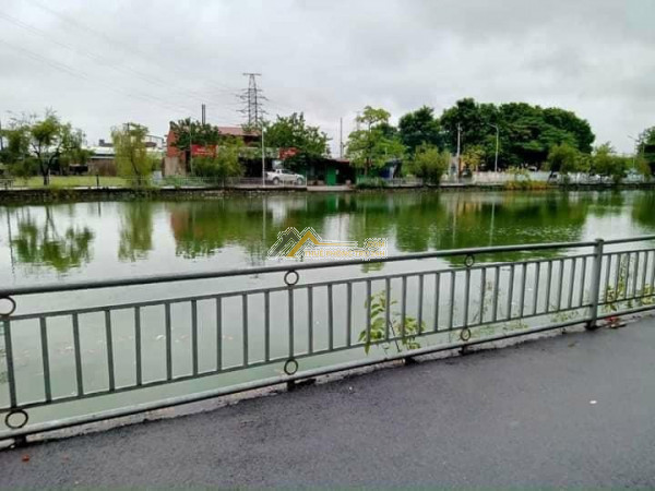 Chính chủ cần cho thuê nhanh nhà xưởng có vị trí đẹp, view hồ thoáng mát
địa chỉ: kim thiều-