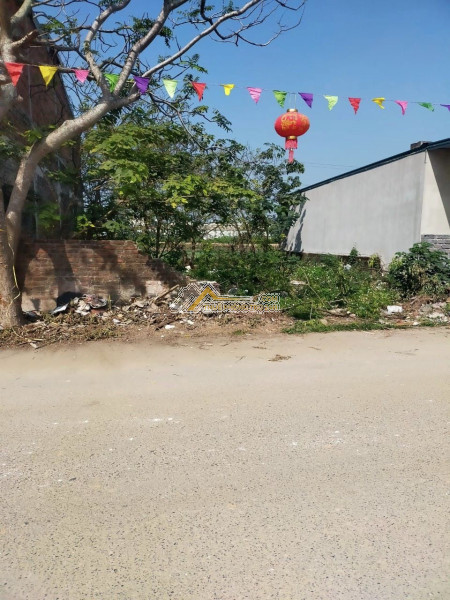 Cho thuê nhà cấp bốn làm kho xưởng - 150m mặt tiền 10m - xe công tránh