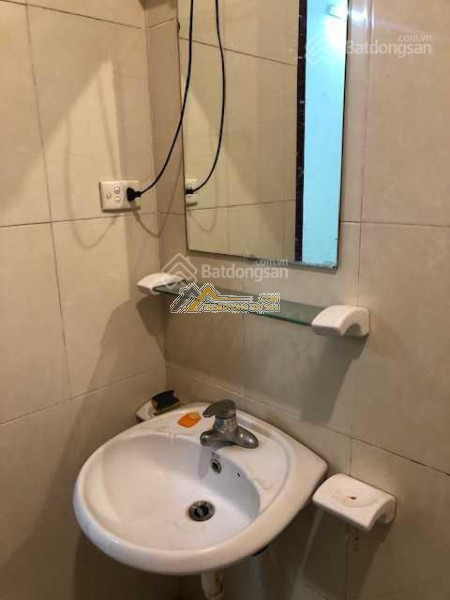 Chính chủ cần cho thuê nhà mặt phố lý nam đế, hàng mã, hoàn kiếm, hà nội.
