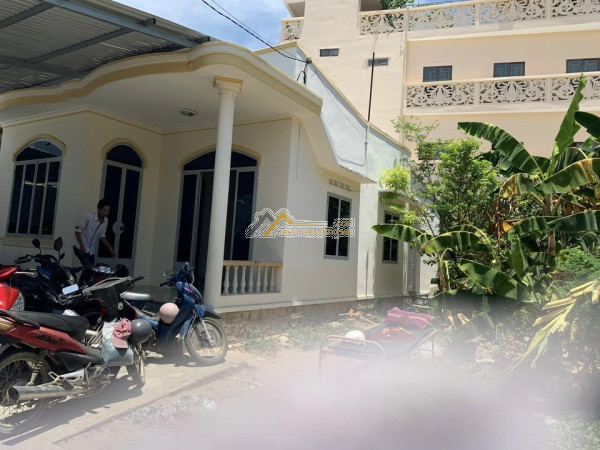 Cho thuê nhà nguyên căn - khu vực vĩnh hoà